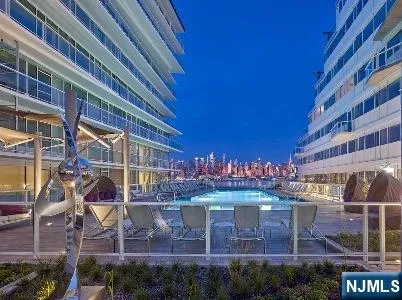 $1,279,888 | 800 Ave At Port Imperial, Unit 821, Weehawken, NJ 07086