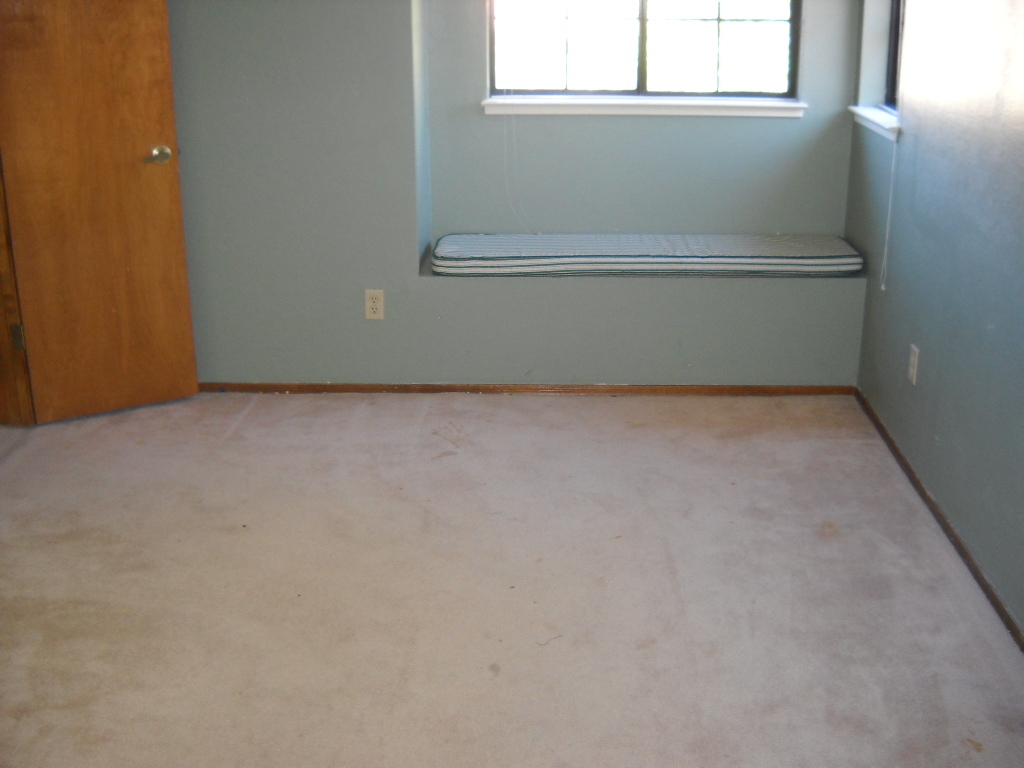 1813 East Redfield Road Phoenix, AZ 85022 - Photo 9 of 22 BEDROOM