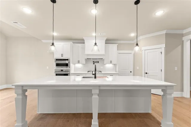 $715,000 | 5416 Oak Manor Way, Murrayville, GA 30564