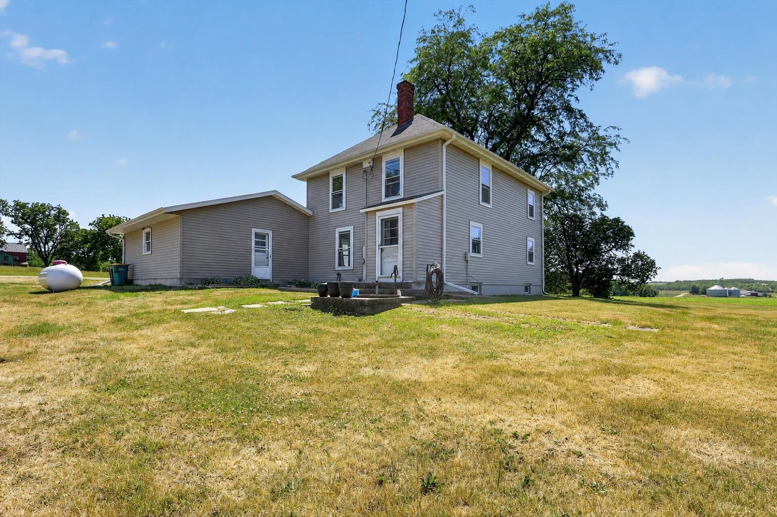W1012 Spring Creek Road Brodhead, WI 53520 - Photo 27 of 42