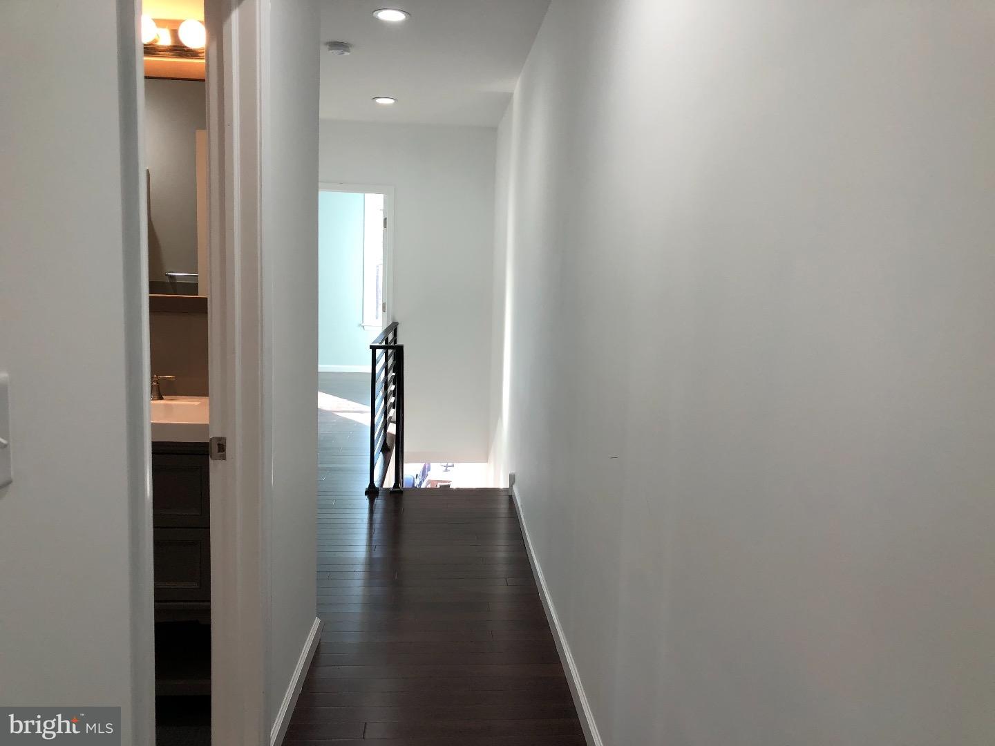 2033 South 22nd Street Philadelphia, PA 19145 - Photo 13 of 21