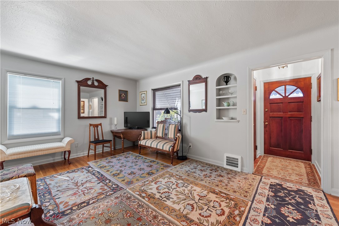 2401 Ralph Avenue Cleveland, OH 44109 - Photo 2 of 47 Gallery Image 2