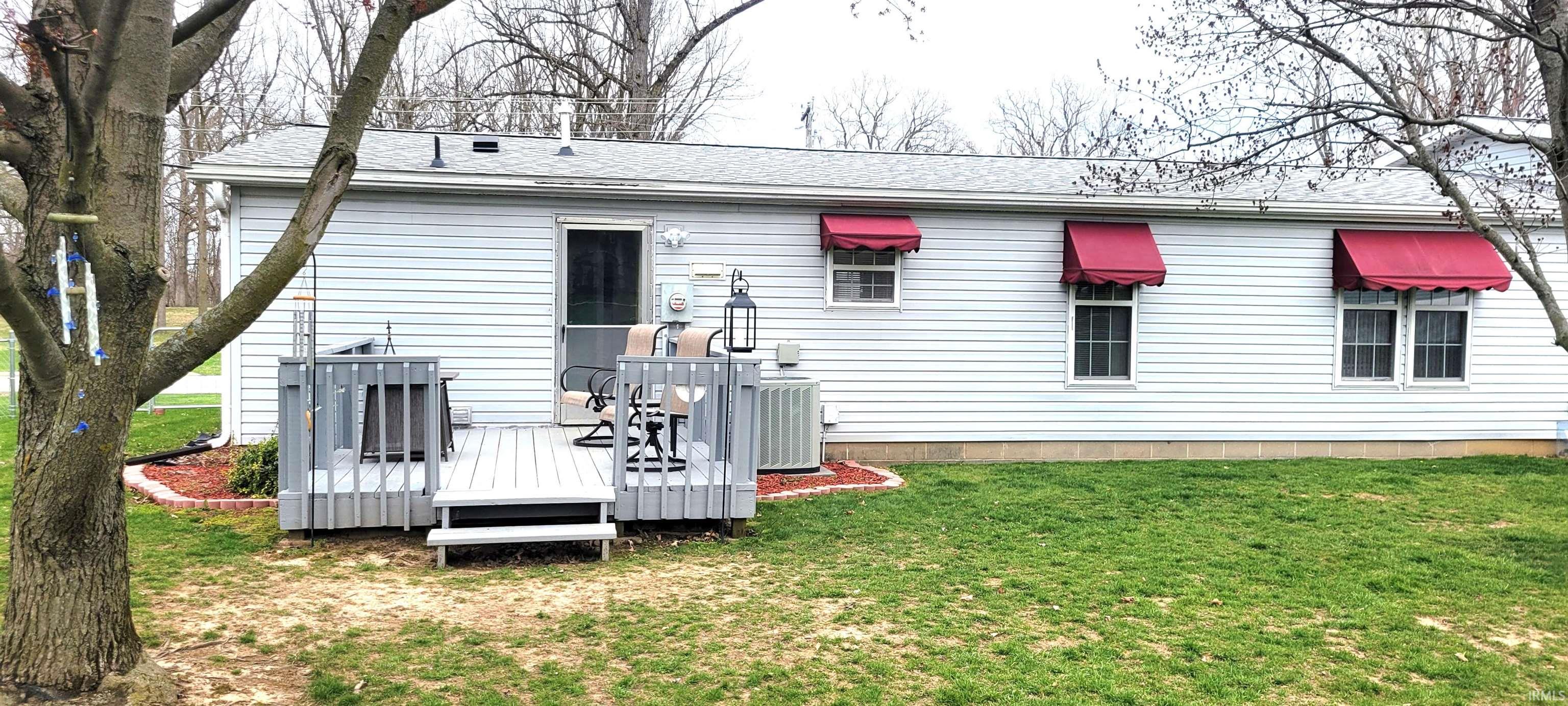 2563 Wooster Road Warsaw, IN 46580 - Photo 11 of 14 Gallery Image 11