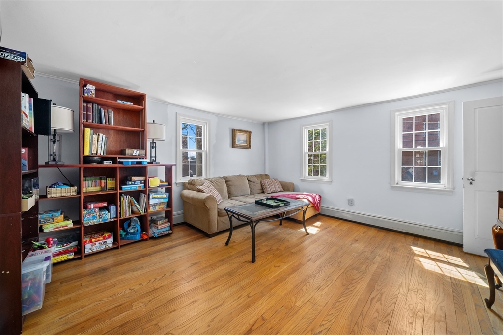 25 High Street Amesbury, MA 01913 - Photo 15 of 35