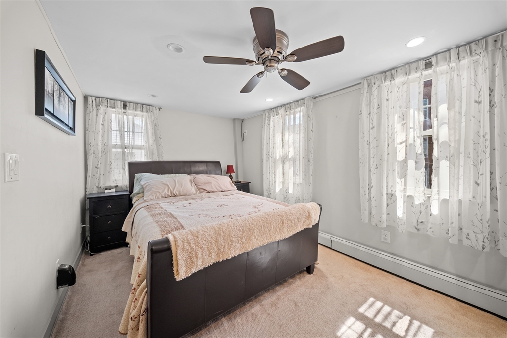 25 High Street Amesbury, MA 01913 - Photo 18 of 35