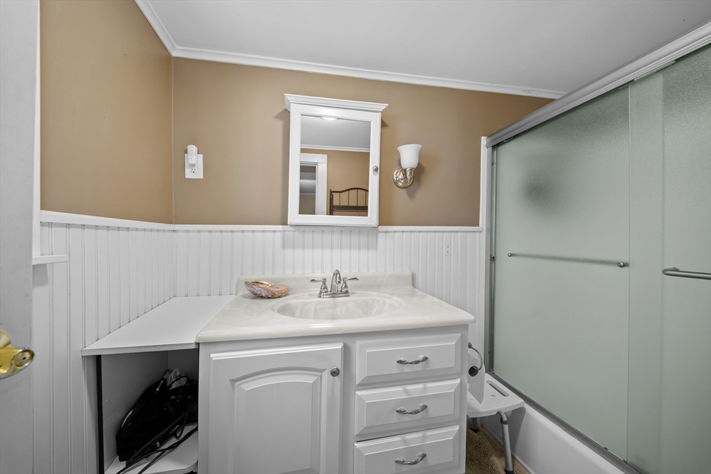 25 High Street Amesbury, MA 01913 - Photo 20 of 35