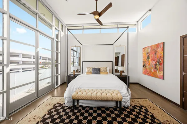 $1,369,777 | 257 South Hudson Avenue, Unit 301, Pasadena, CA 91101