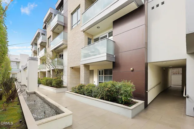 $1,469,250 | 257 South Hudson Avenue, Unit 301, Pasadena, CA 91101