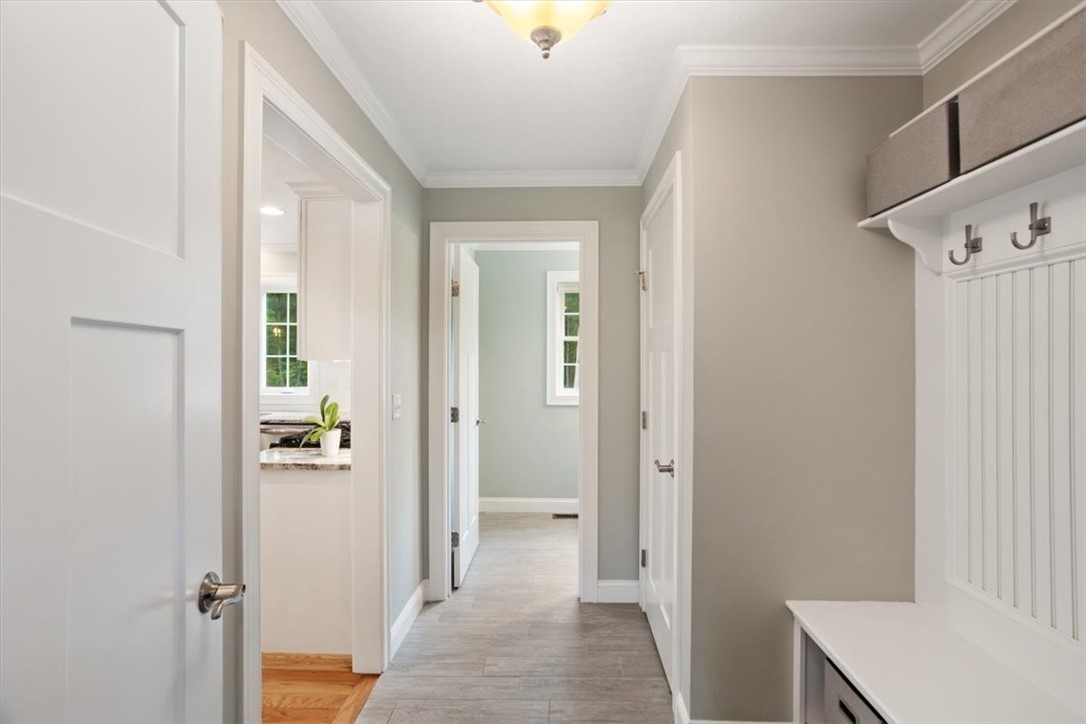 42 Lantern Road Lincoln, RI 02865 - Photo 16 of 50 Gallery Image 16