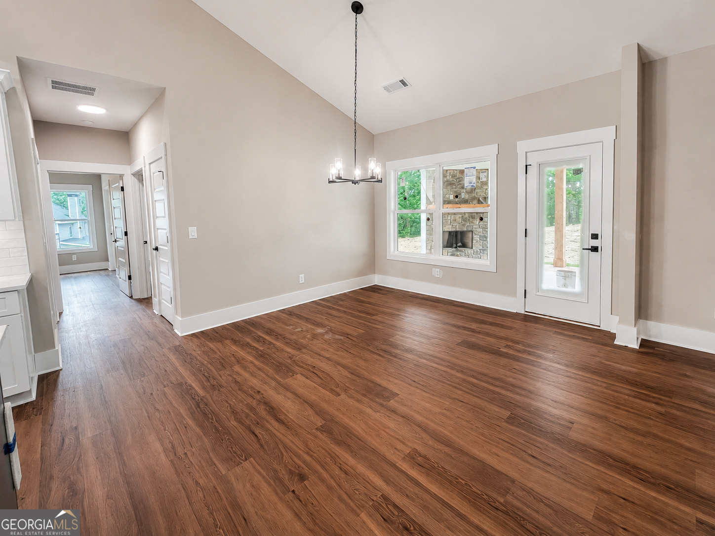 214 Signing Tree Trail Clarkesville, GA 30523 - Photo 8 of 34