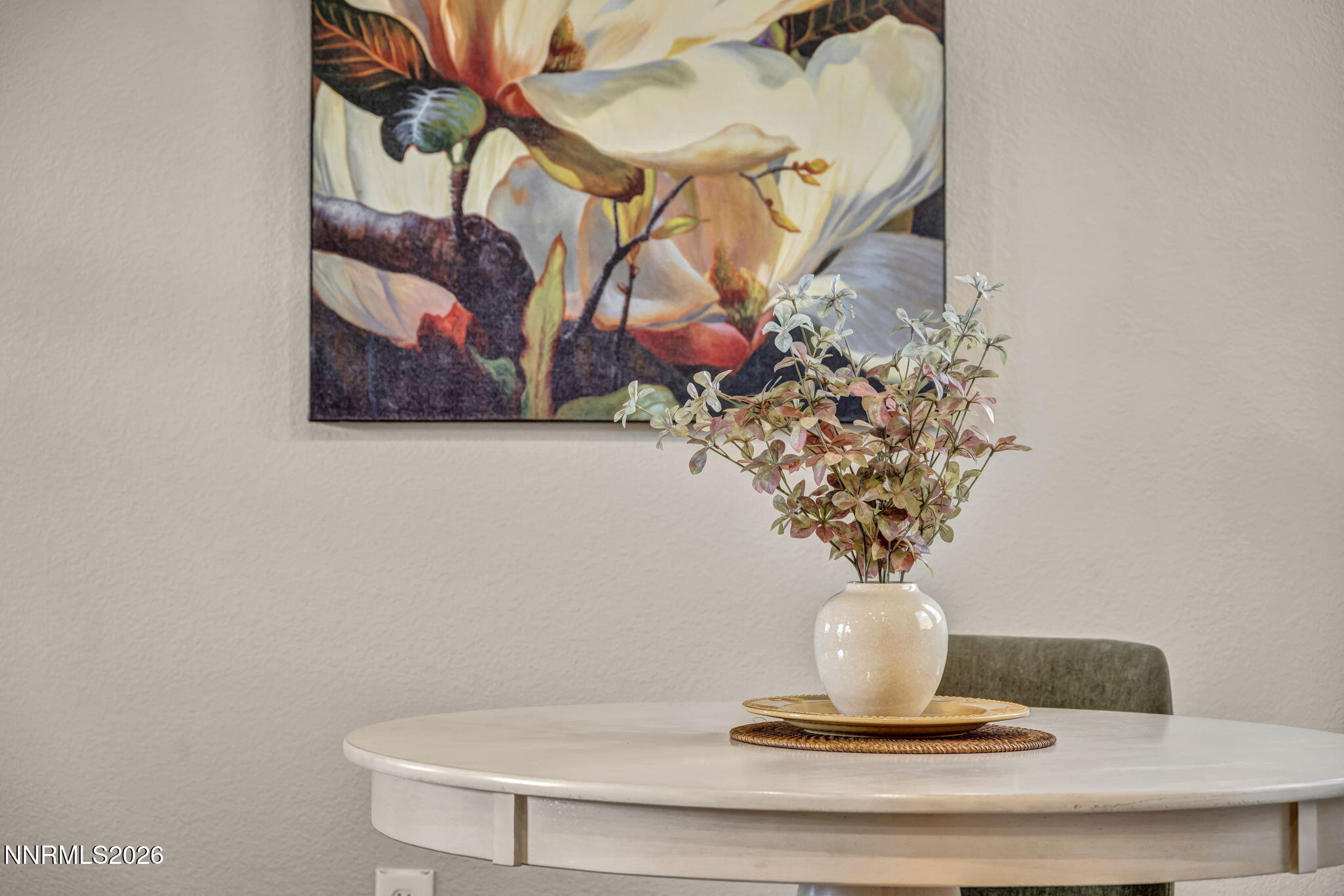 9900 Wilbur May Parkway, Unit 2405 Reno, NV 89521 - Photo 26 of 81 a vase of flowers sitting on a table