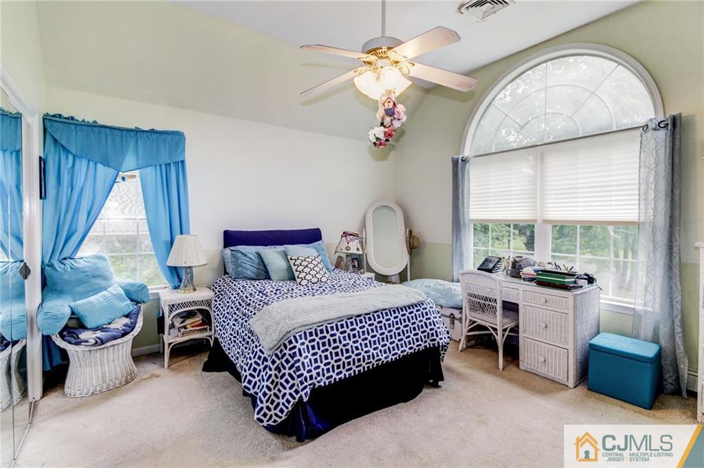 85 Meredith Road Colonia, NJ 07067 - Photo 13 of 21 Gallery Image 13