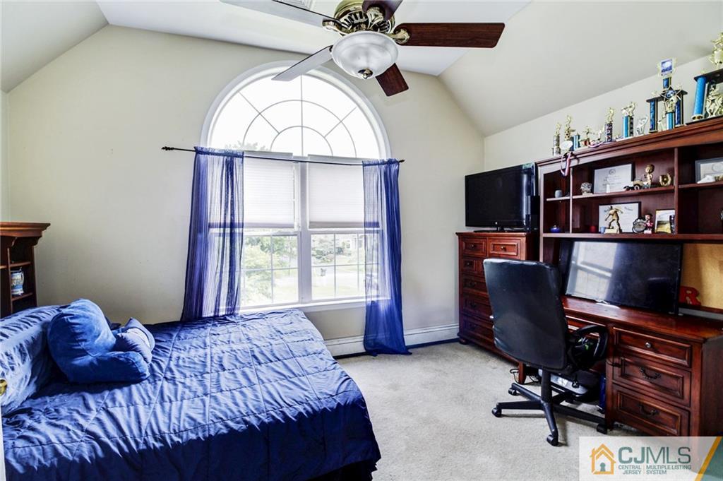 85 Meredith Road Colonia, NJ 07067 - Photo 14 of 21 Gallery Image 14