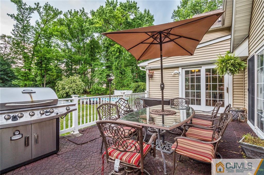 85 Meredith Road Colonia, NJ 07067 - Photo 15 of 21 Gallery Image 15