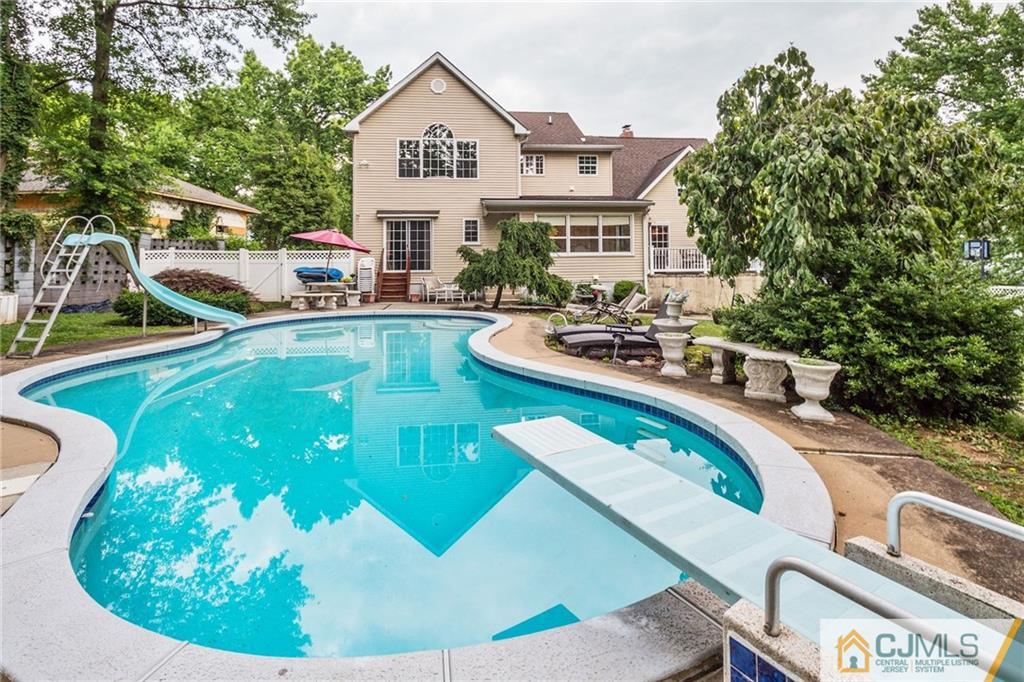 85 Meredith Road Colonia, NJ 07067 - Photo 17 of 21 Gallery Image 17