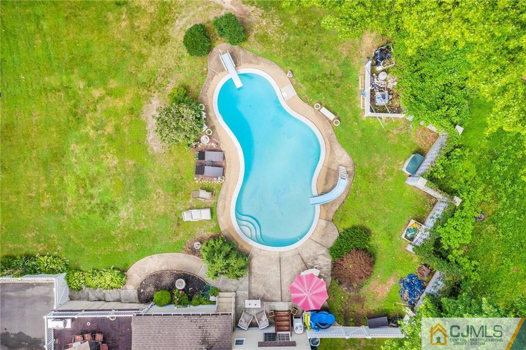 85 Meredith Road Colonia, NJ 07067 - Photo 18 of 21 Gallery Image 18