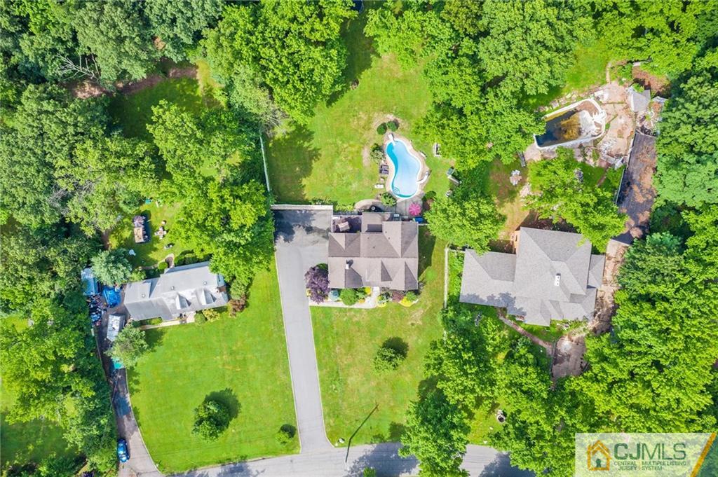 85 Meredith Road Colonia, NJ 07067 - Photo 3 of 21 Gallery Image 3
