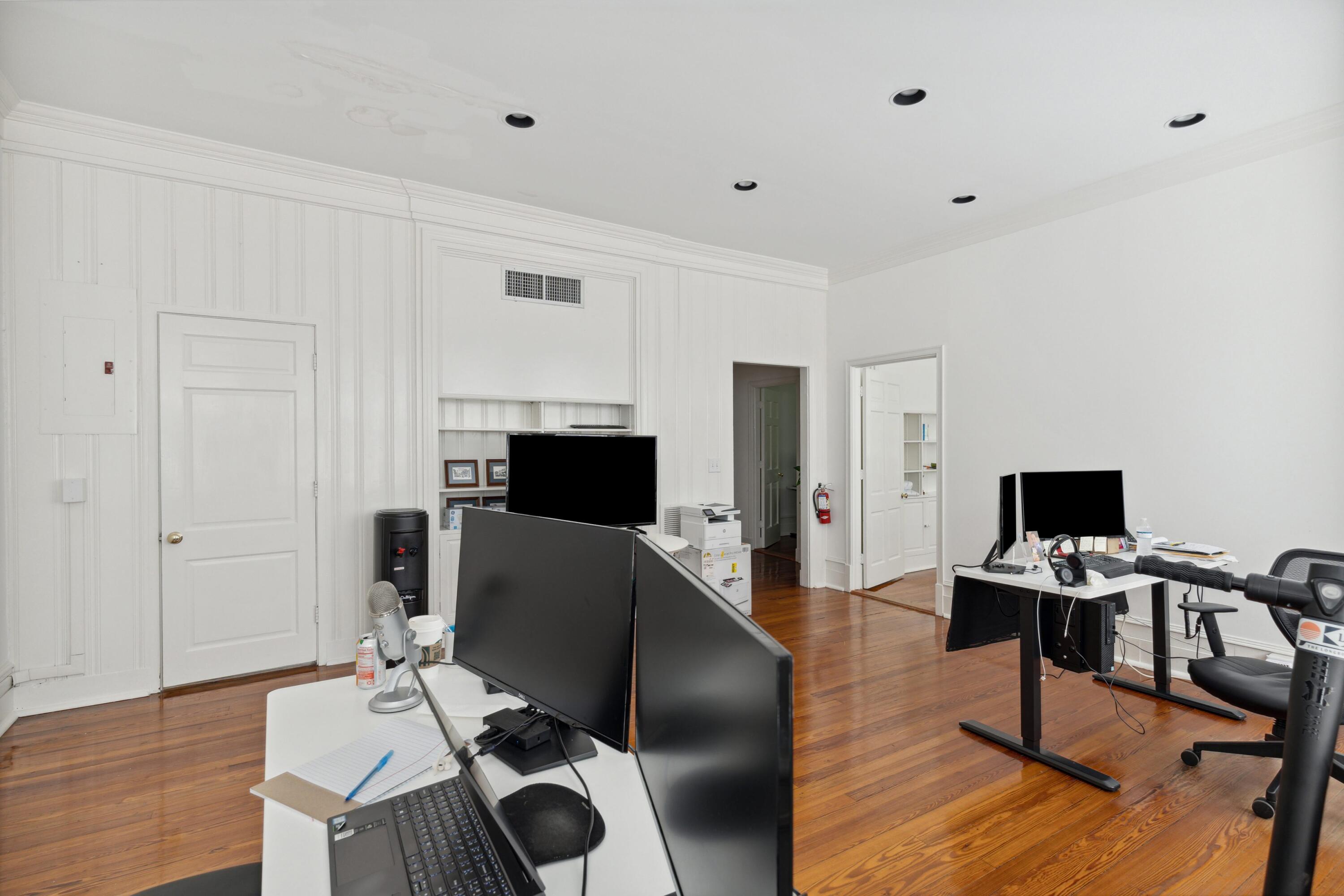 49 Broad Street Charleston, SC 29401 - Photo 26 of 58 26