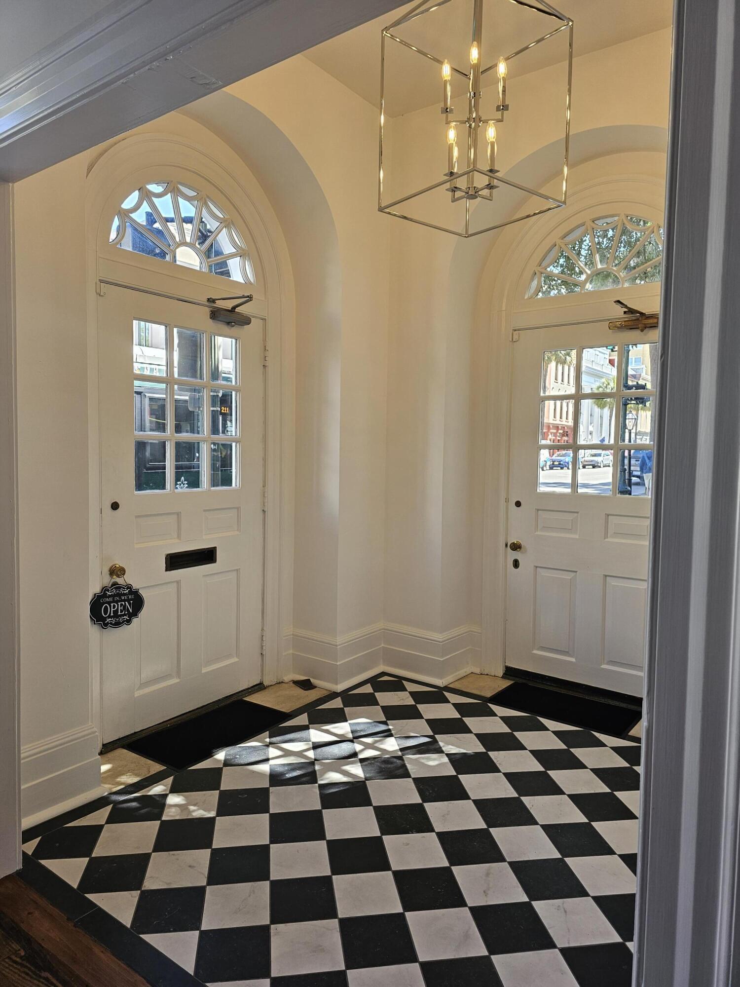 49 Broad Street Charleston, SC 29401 - Photo 5 of 58 5