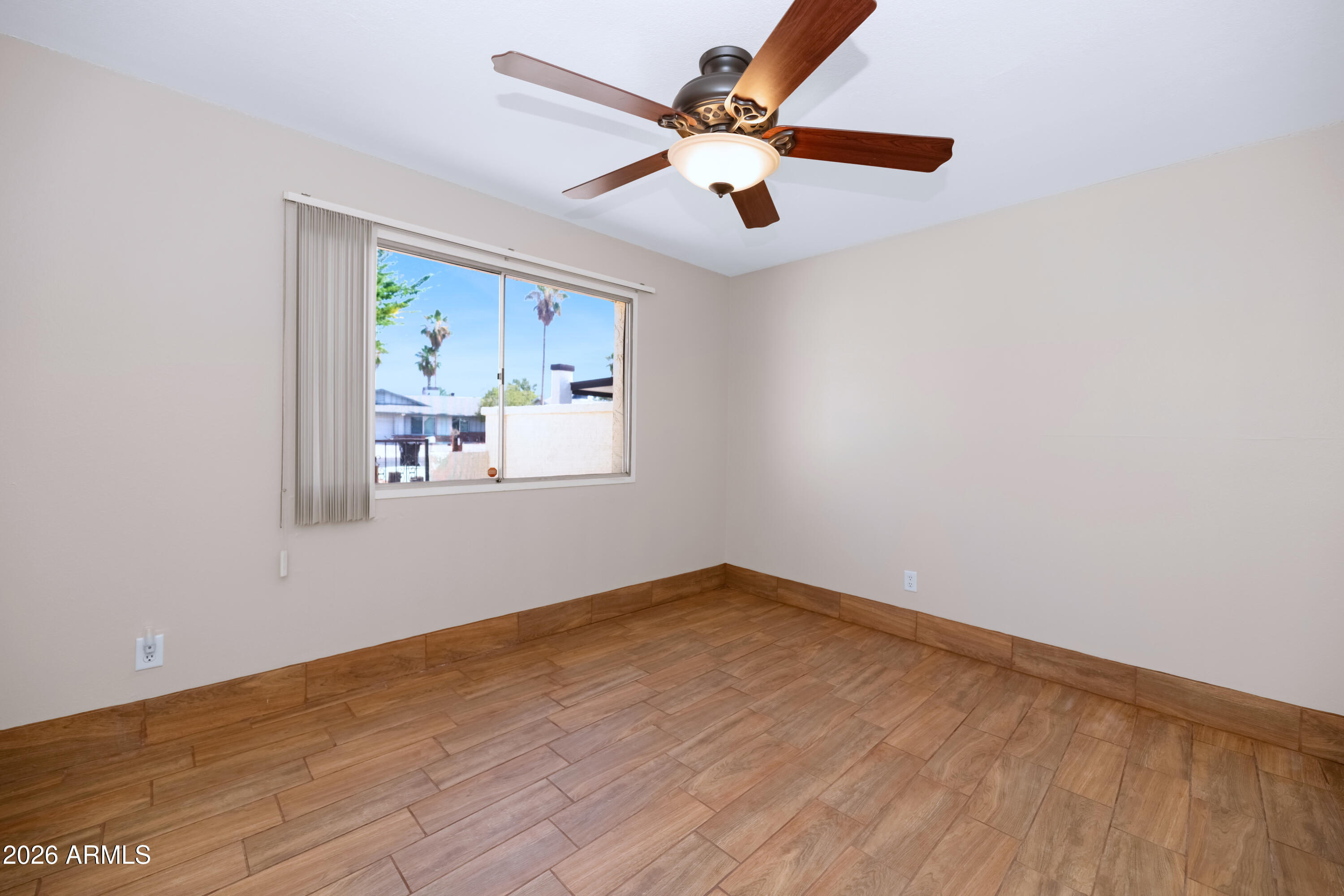 3031 West Hearn Road Phoenix, AZ 85053 - Photo 13 of 31