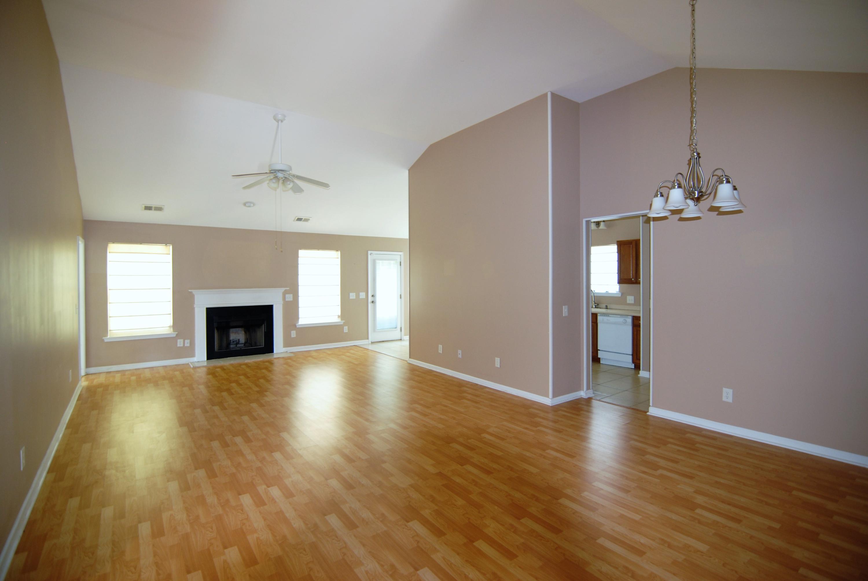 124 Meadowvale Lane Moncks Corner, SC 29461 - Photo 2 of 11 MLS5
