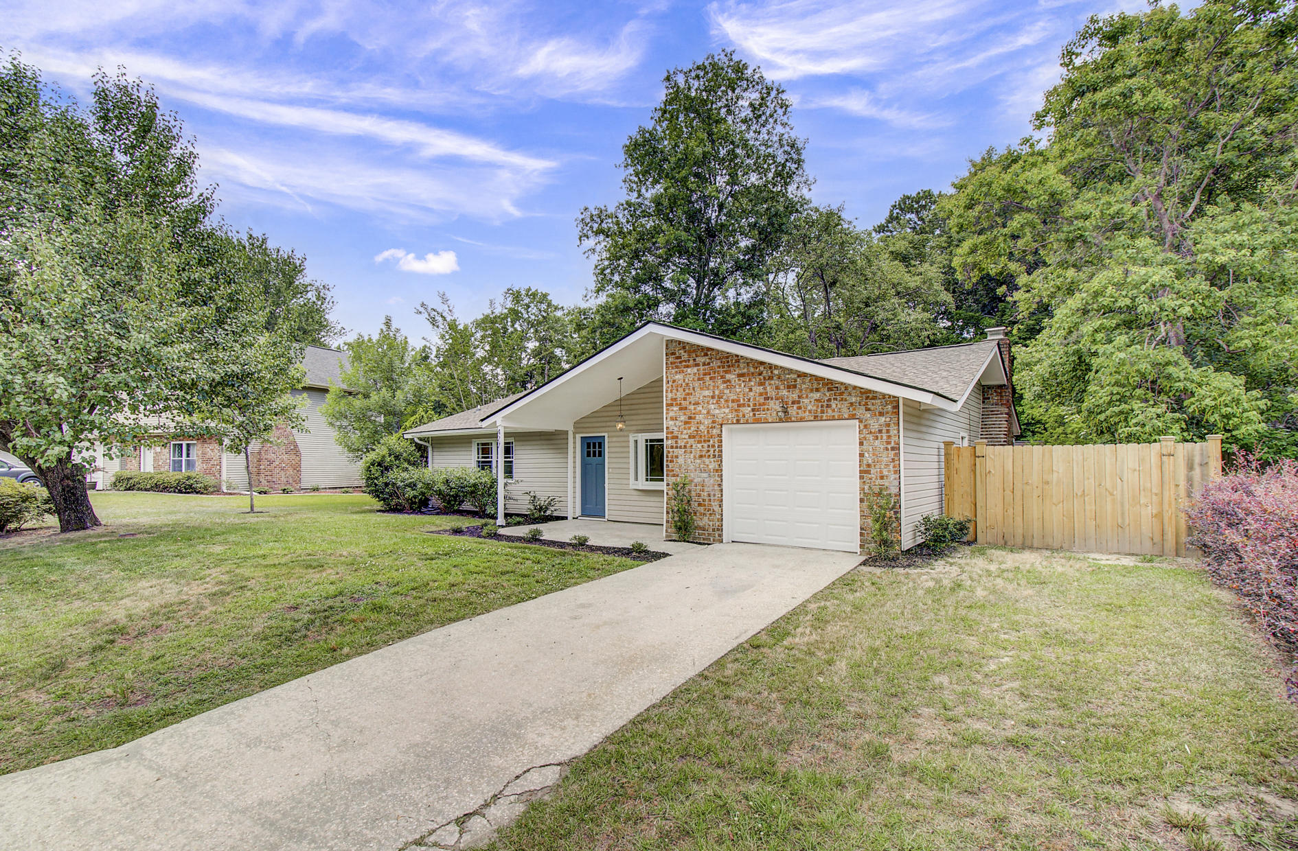 427 Temple Road Ladson, SC 29456 - Photo 2 of 34 Side gate