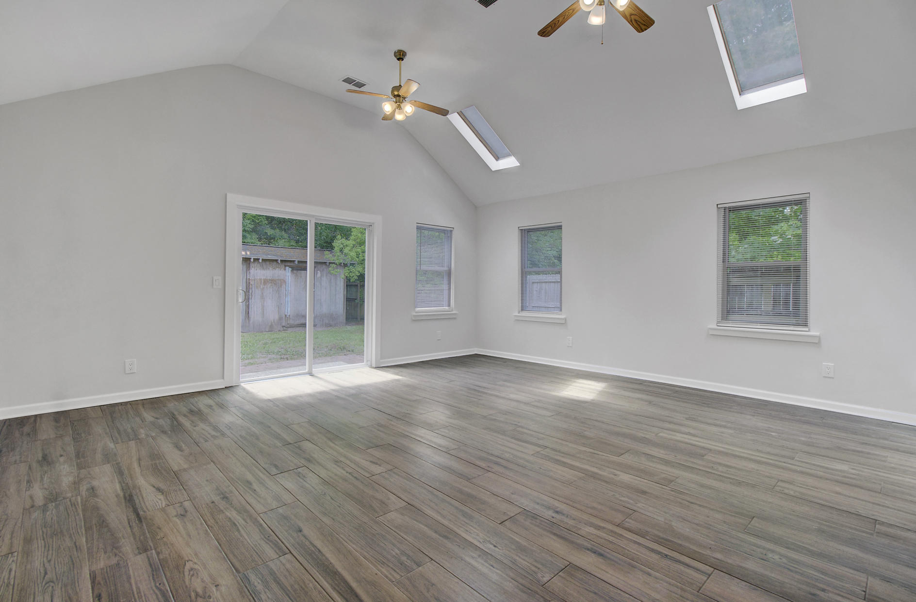 427 Temple Road Ladson, SC 29456 - Photo 17 of 34 17