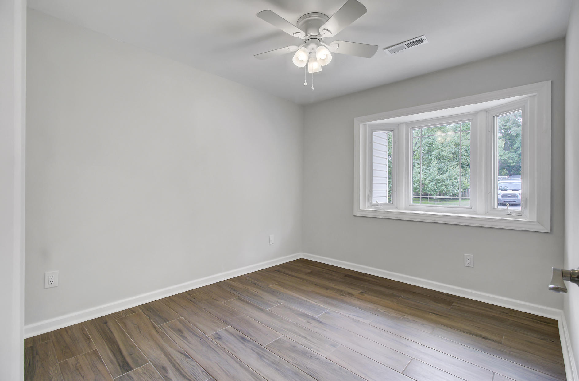 427 Temple Road Ladson, SC 29456 - Photo 6 of 34 6