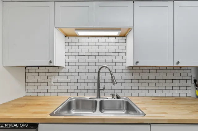 $234,900 | 438 Berlin Drive, Knoxville, TN 37923