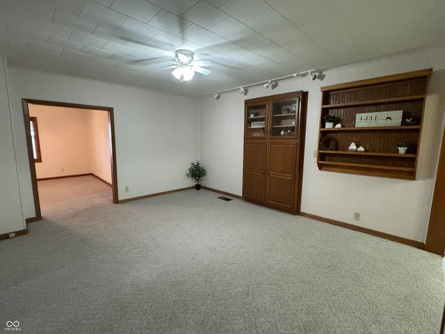 $2,400 | 2010 North 675 East, Lebanon, IN 46052