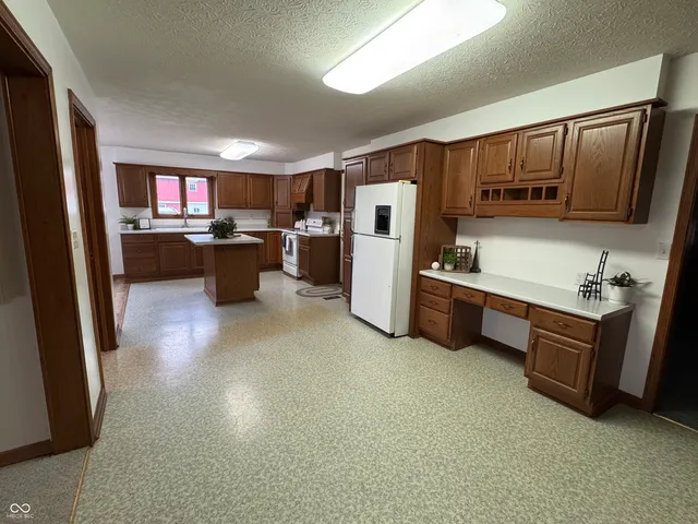 $2,400 | 2010 North 675 East, Lebanon, IN 46052