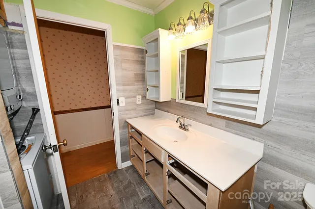 $233,000 | 2625 Glenn Street, Newton, NC 28658