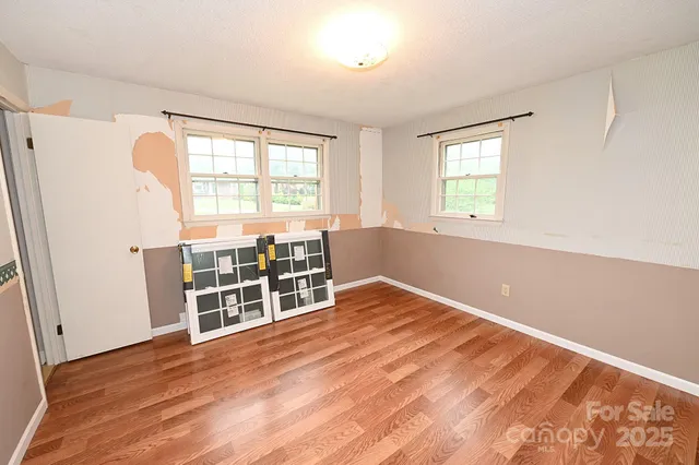 $233,000 | 2625 Glenn Street, Newton, NC 28658