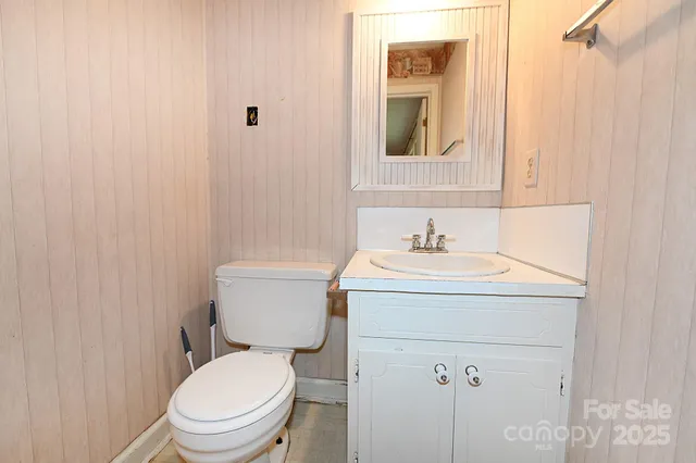 $233,000 | 2625 Glenn Street, Newton, NC 28658