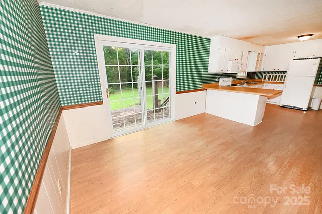 $233,000 | 2625 Glenn Street, Newton, NC 28658