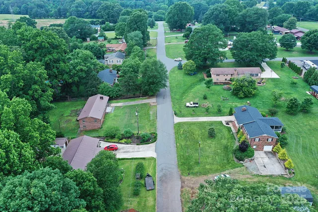 $233,000 | 2625 Glenn Street, Newton, NC 28658