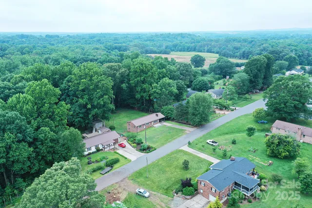 $233,000 | 2625 Glenn Street, Newton, NC 28658