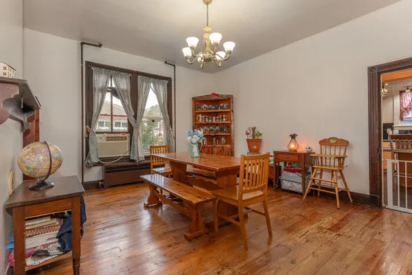 $349,950 | 2354 Chestnut Avenue, Buena Vista, VA 24416
