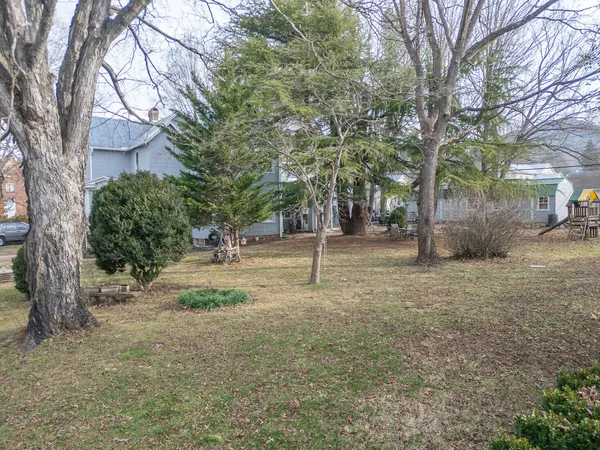 $349,950 | 2354 Chestnut Avenue, Buena Vista, VA 24416