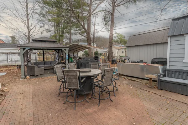 $349,950 | 2354 Chestnut Avenue, Buena Vista, VA 24416