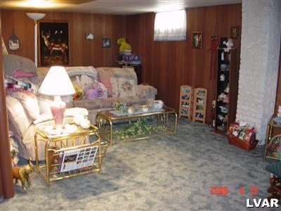 3021 Penn Allen Road Nazareth, PA 18064 - Photo 6 of 8 a living room with a couch