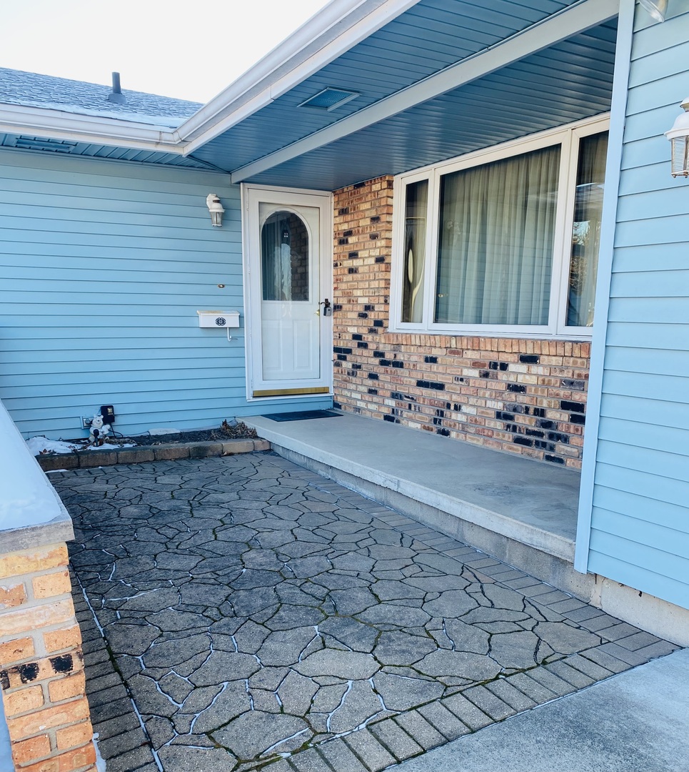 1116 Carrie Avenue Rochelle, IL 61068 - Photo 3 of 13