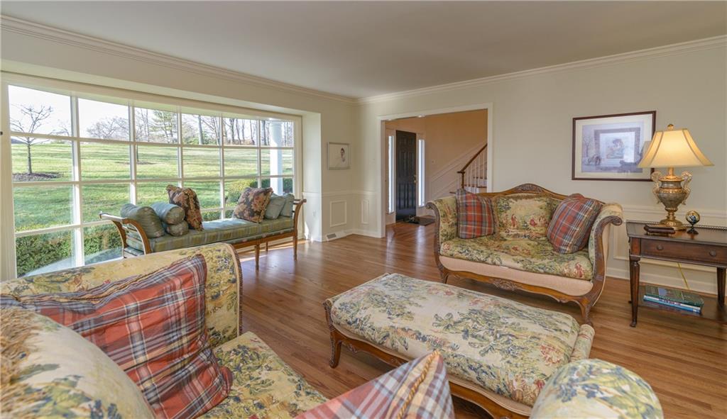 323 Scaife Road Sewickley Heights, PA 15143 - Photo 3 of 25 Gallery Image 3