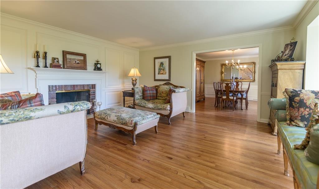 323 Scaife Road Sewickley Heights, PA 15143 - Photo 4 of 25 Gallery Image 4