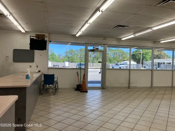 3250 U.S. Rte 1, Mims, FL 32754