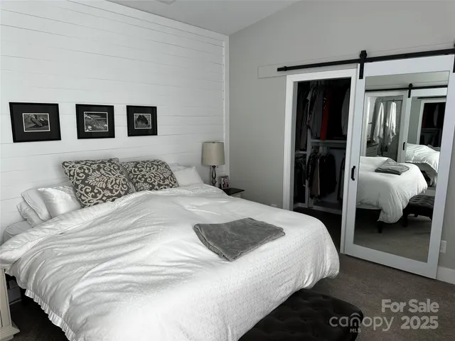 $299,999 | 110 West Pine Street, Lincolnton, NC 28092