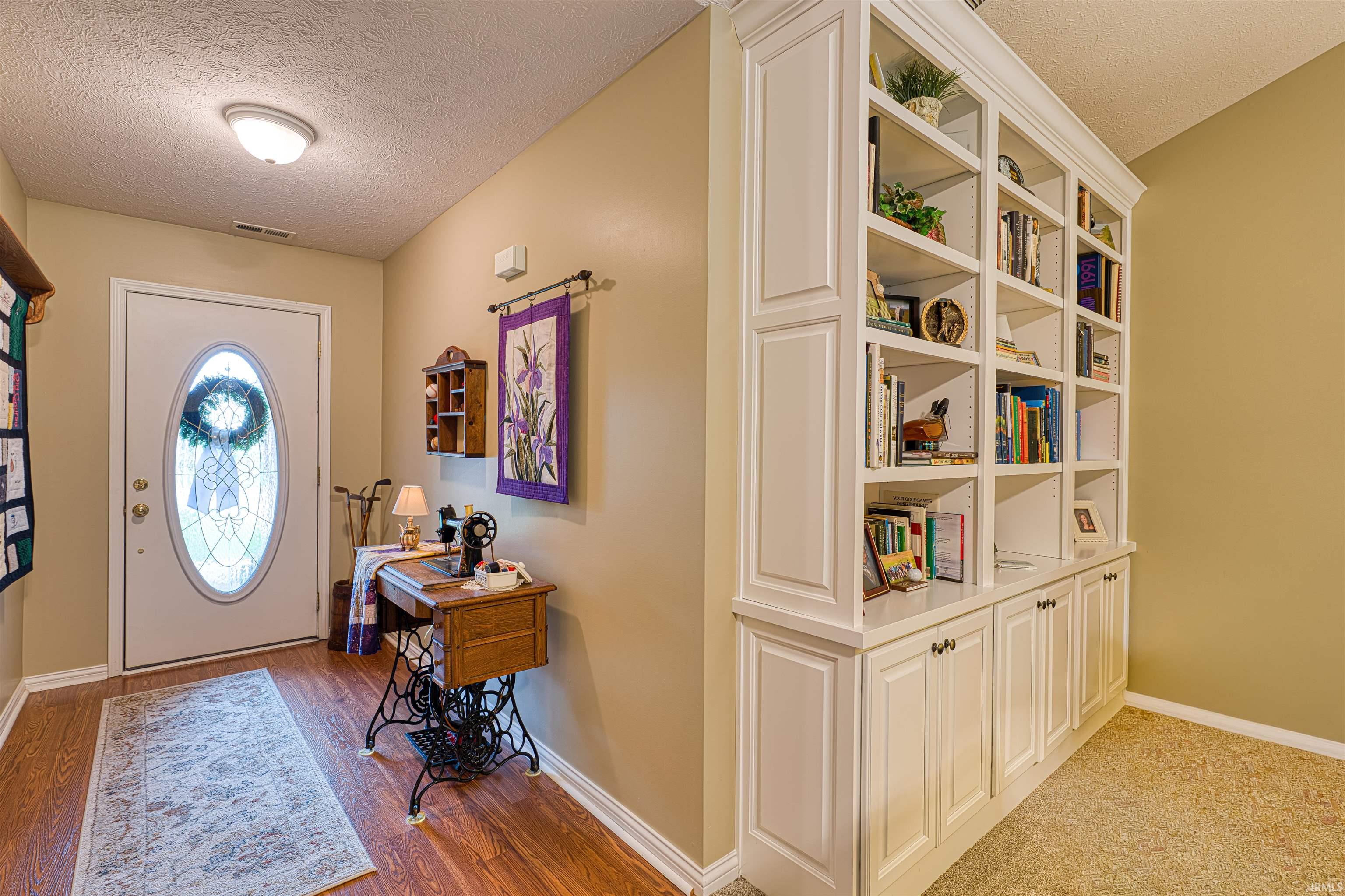 10344 Clippinger Road Evansville, IN 47725 - Photo 9 of 41