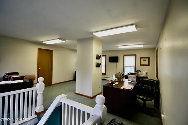 $2,600 | 14 West Notre Dame Street, Glens Falls, NY 12801