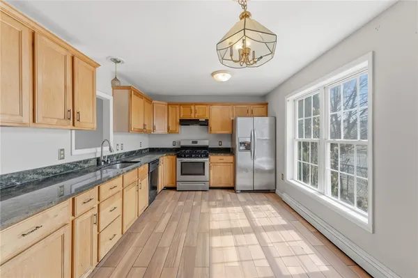 $350,000 | 281 Swan Street, Unit A, Providence, RI 02905