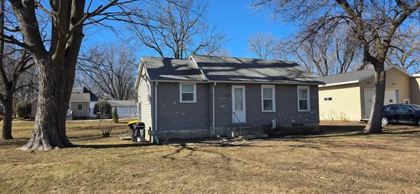 $49,000 | 1006 1st Avenue, Westbrook, MN 56183